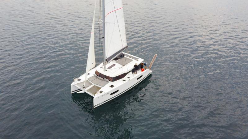 Book yachts online - catamaran - Fountaine Pajot Isla 40 - Artemis - rent