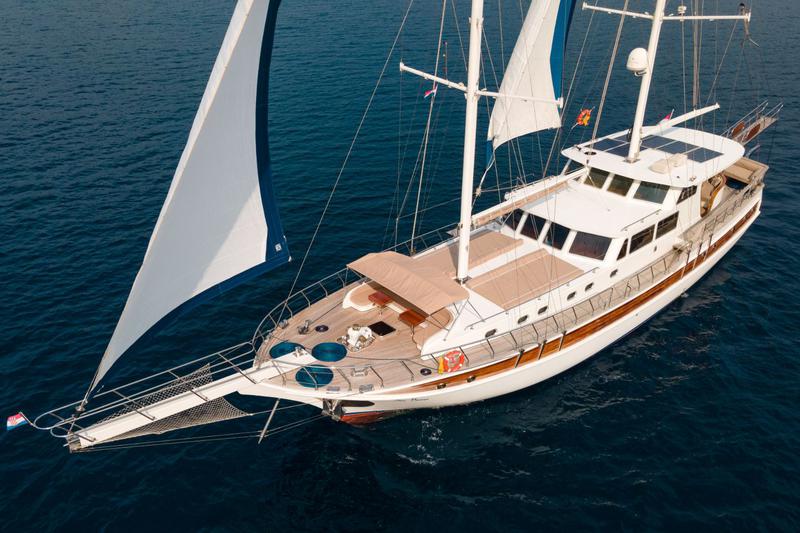 Book yachts online - other - Gulet - Sea Breeze - rent