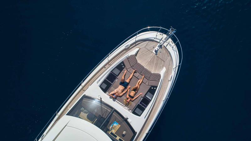 Book yachts online - motorboat - Prestige 630S - Simull - rent