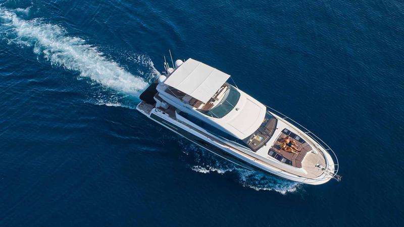Book yachts online - motorboat - Prestige 630S - Simull - rent