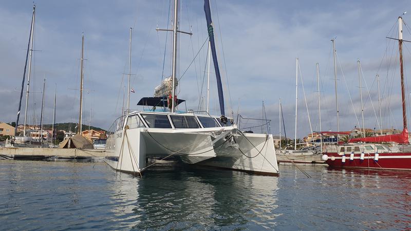 Book yachts online - catamaran - Catamaran - UPWIND 50 ECO - rent