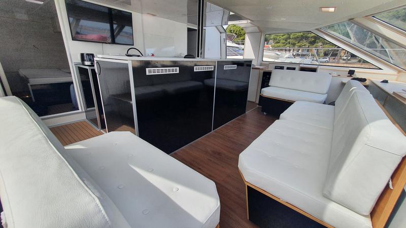 Book yachts online - catamaran - Catamaran - UPWIND 50 ECO - rent