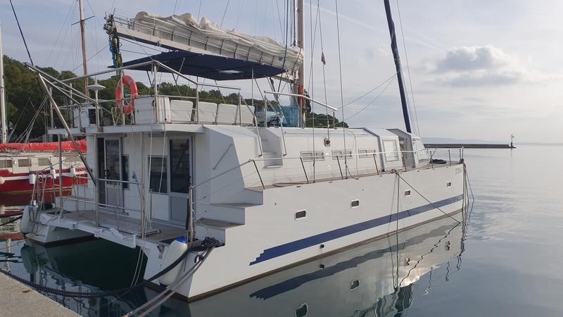 Book yachts online - catamaran - Catamaran - UPWIND 50 ECO - rent