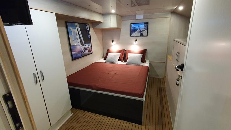 Book yachts online - catamaran - Catamaran - UPWIND 50 ECO - rent