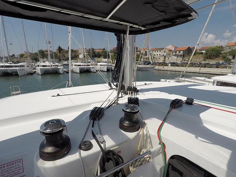 Book yachts online - catamaran - Lagoon 42 - ABBA - rent