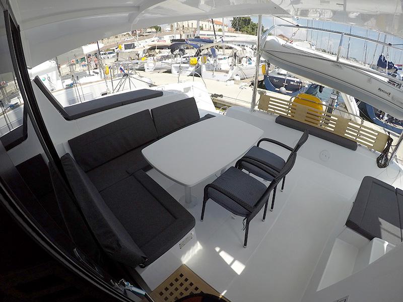 Book yachts online - catamaran - Lagoon 42 - ABBA - rent
