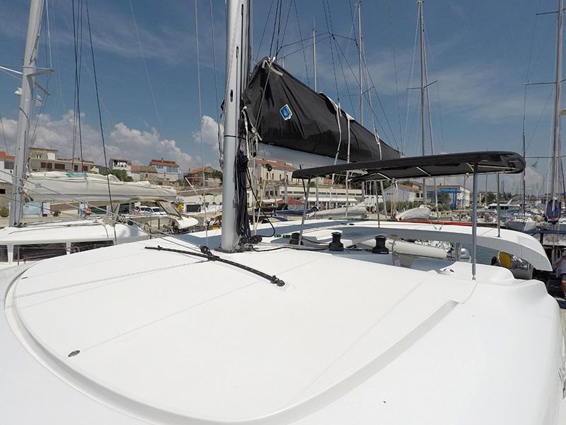 Book yachts online - catamaran - Lagoon 42 - ABBA - rent