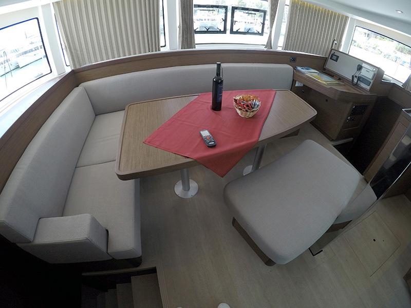 Book yachts online - catamaran - Lagoon 42 - ABBA - rent