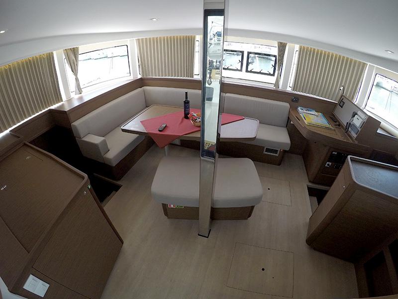 Book yachts online - catamaran - Lagoon 42 - ABBA - rent