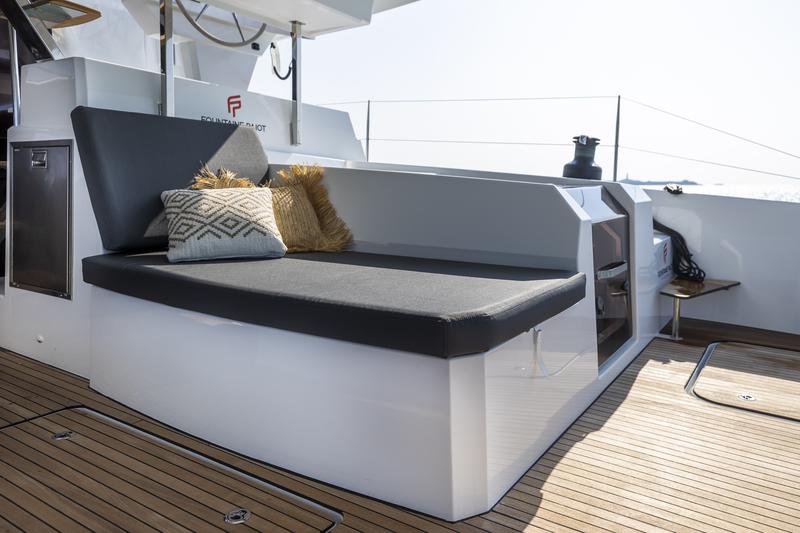 Book yachts online - catamaran - FOUNTAIN PAJOT Aura 51 - LE GRAND BOGAVANT - rent