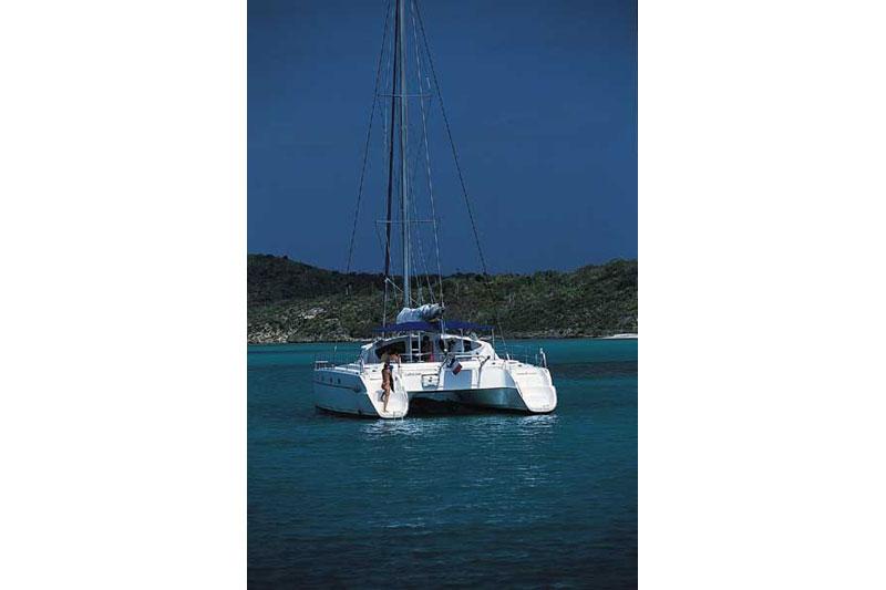 Book yachts online - False - Belize 43 (4Cab) - Piropo (Radazul) - rent