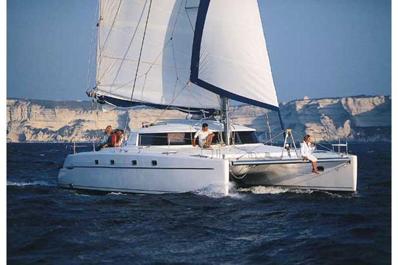 Book yachts online - False - Belize 43 (4Cab) - Piropo (Radazul) - rent