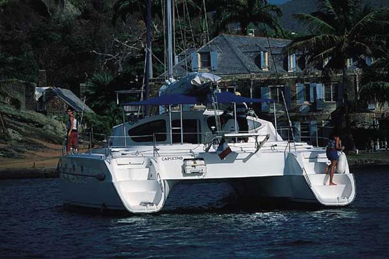 Book yachts online - False - Belize 43 (4Cab) - Piropo (Radazul) - rent