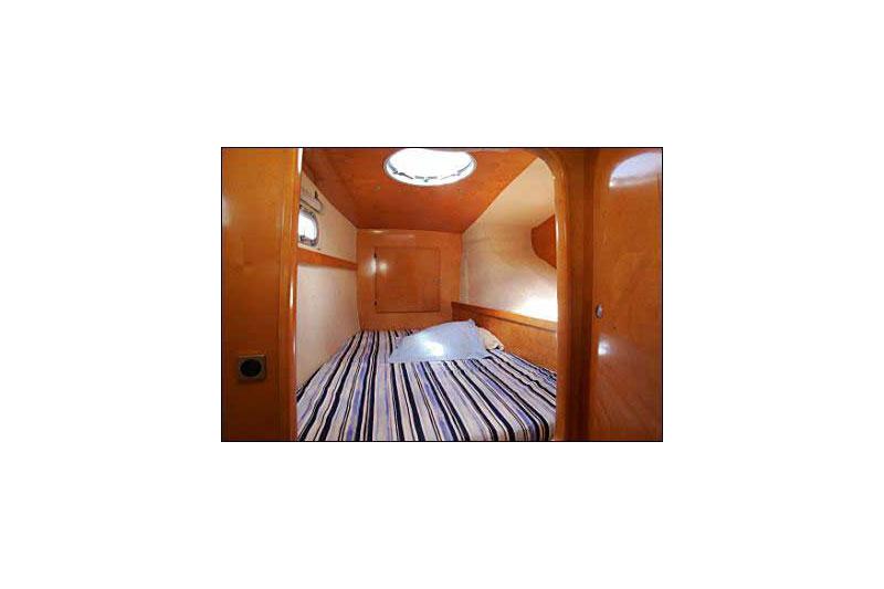 Book yachts online - False - Belize 43 (4Cab) - Piropo (Radazul) - rent