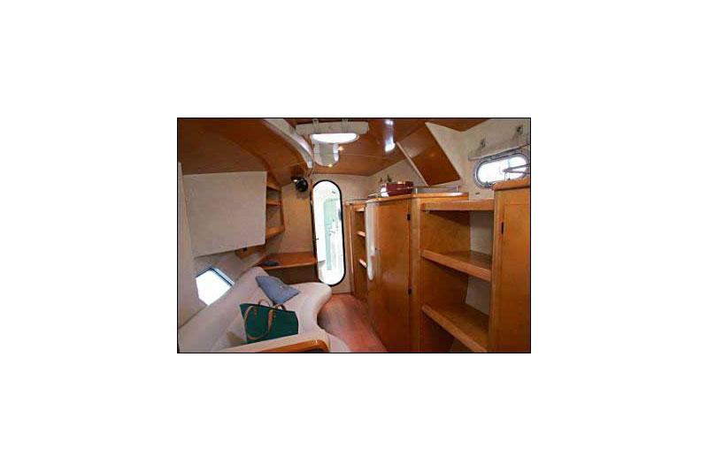 Book yachts online - False - Belize 43 (4Cab) - Piropo (Radazul) - rent