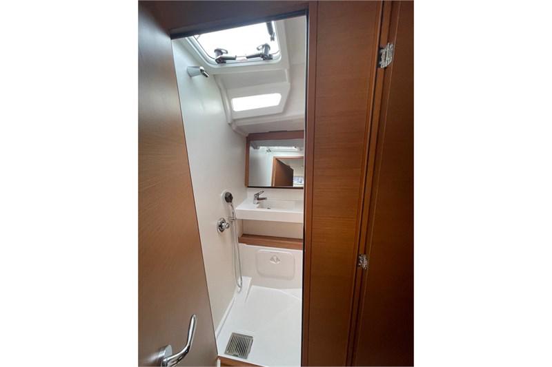 Book yachts online - False - Sun Odyssey 440 (4cab) - Alboran Amaretto (Radazul) - rent