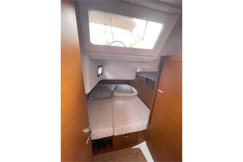 Book yachts online - False - Sun Odyssey 440 (4cab) - Alboran Amaretto (Radazul) - rent