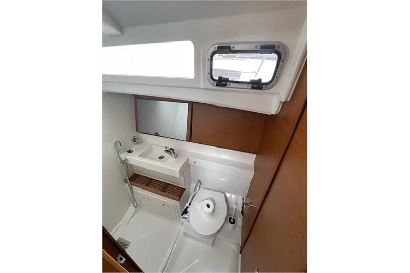 Book yachts online - False - Sun Odyssey 440 (4cab) - Alboran Amaretto (Radazul) - rent