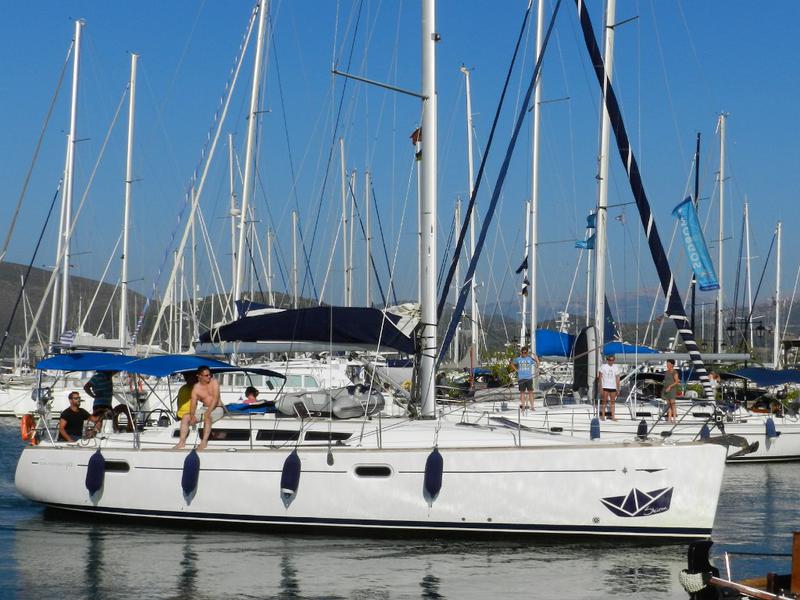Book yachts online - sailboat - Sun Odyssey 42 i - Skiron - rent