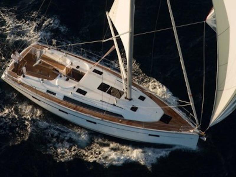 Book yachts online - sailboat - Bavaria 41 - Thunderbird 1 - rent