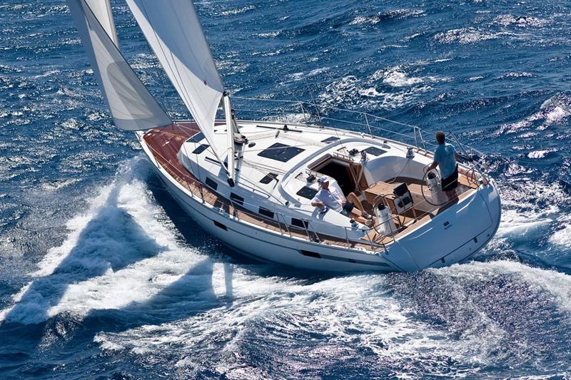 Book yachts online - sailboat - Bavaria 40 BT '13 - Živa - rent