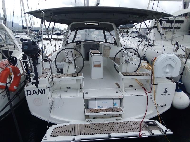 Book yachts online - sailboat - Oceanis 38.1 - Dani - rent