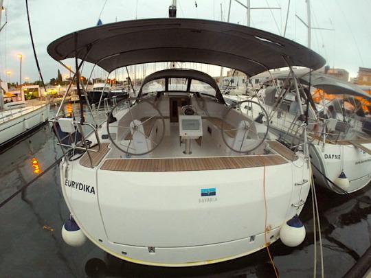 Book yachts online - sailboat - Bavaria Cruiser 46 - Eurydika - rent