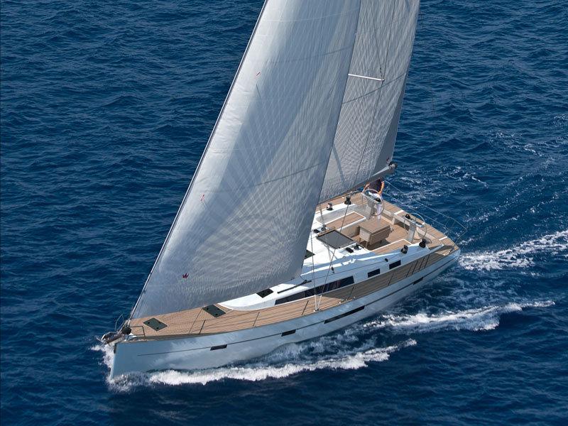 Book yachts online - sailboat - Bavaria Cruiser 56 - EC- 56C-14-G - rent