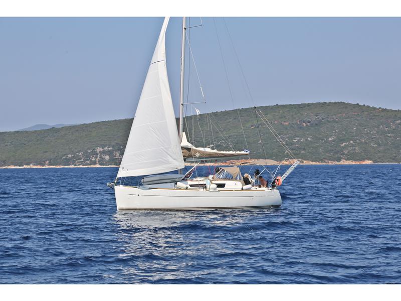 Book yachts online - sailboat - Sun Odyssey 33i - Galateia - rent