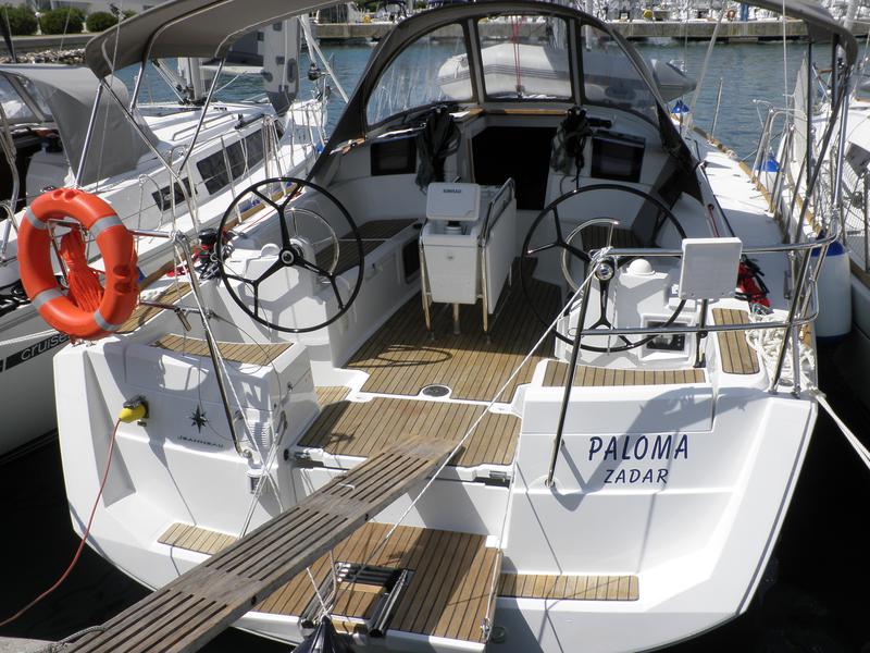 Book yachts online - sailboat - Sun odyssey 379 performance - Paloma - rent