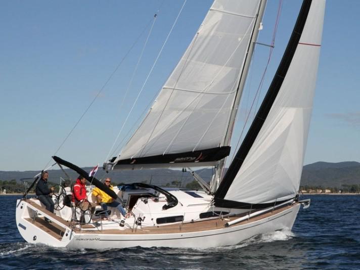 Book yachts online - sailboat - Salona 41 Performance - RACE DOG - rent
