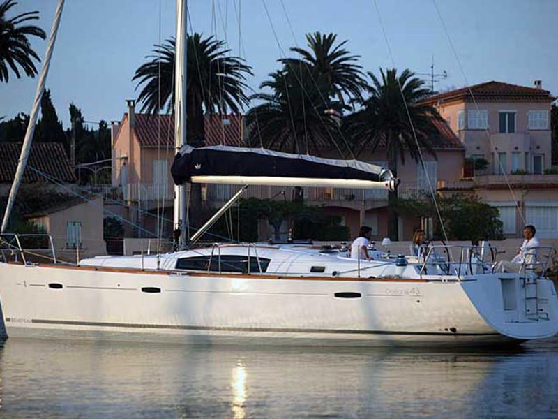 Book yachts online - sailboat - Oceanis 43 - GOODBAR - rent