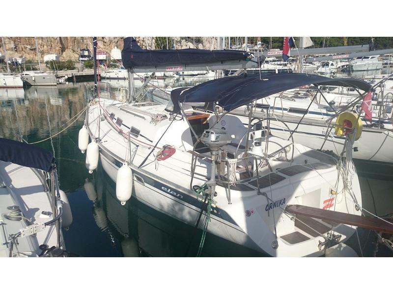 Book yachts online - sailboat - Elan 40 - CRNIKA - rent