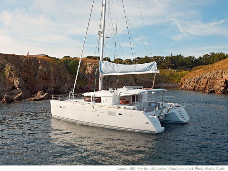 Book yachts online - catamaran - Lagoon 450 - Margeo XI  (A/C - Generator Water Maker) - rent