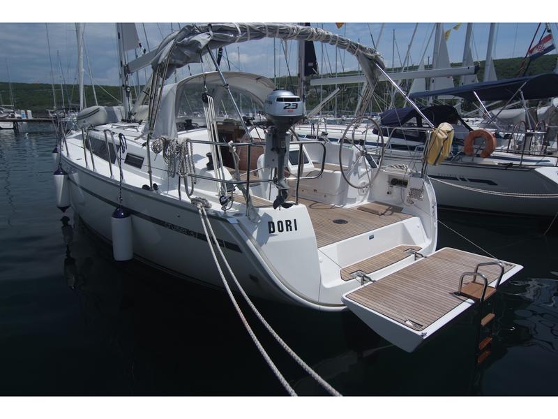 Book yachts online - sailboat - Bavaria Cruiser 37 - DORI  - rent
