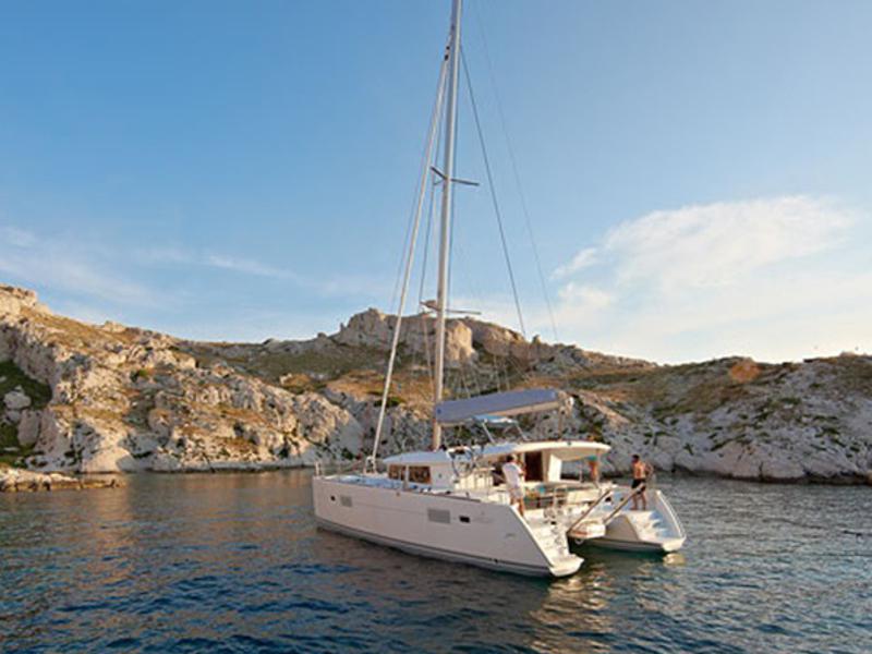 Book yachts online - catamaran - Lagoon 400 S2 - L400-16 - rent