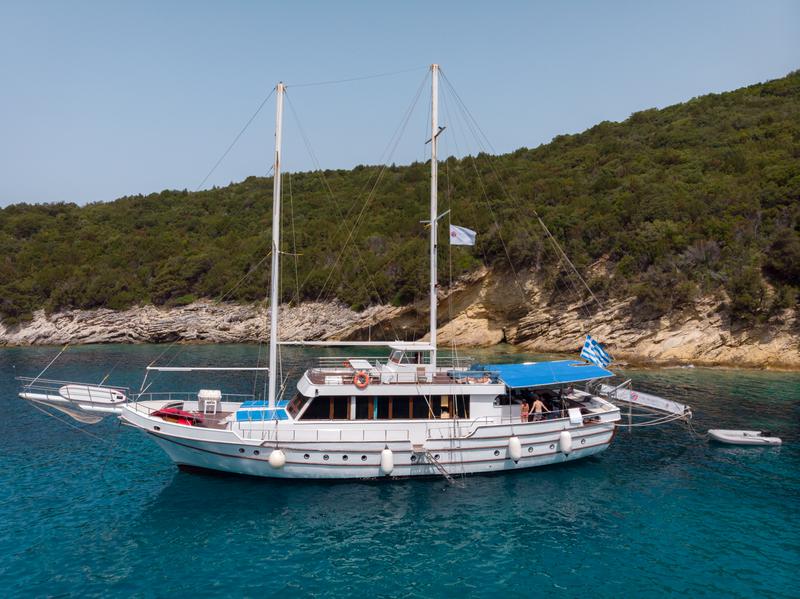 Book yachts online - other - Gulet Eros - Eros - rent