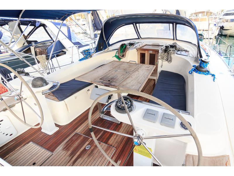 Book yachts online - sailboat - Bavaria 45 Cruiser - Akilina - rent