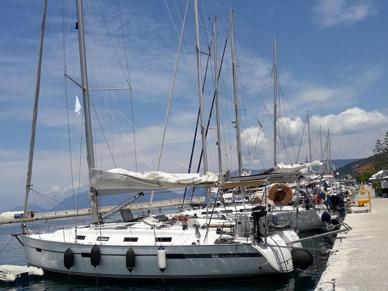 Book yachts online - sailboat - Bavaria 40 Cruiser S - Canenas - rent