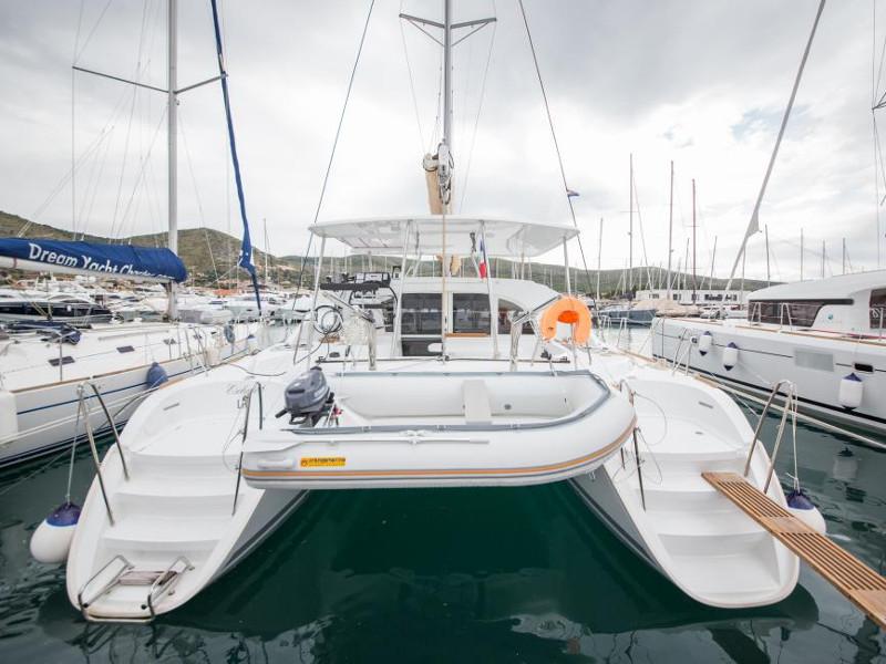 Book yachts online - catamaran - Lagoon 380 - Eschyle - rent