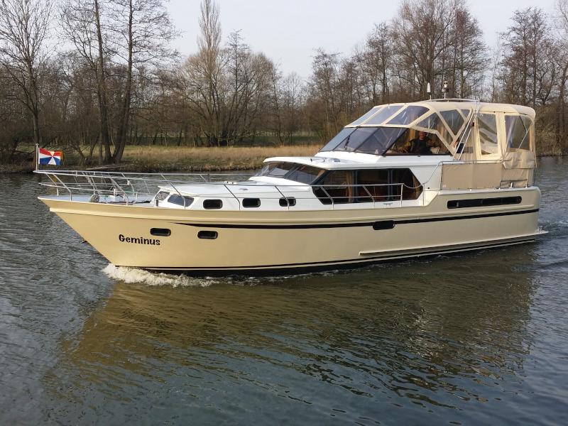 Book yachts online - motorboat - Valkkruiser 1300 content - Geminus - rent