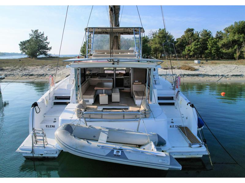 Book yachts online - catamaran - Bali 4.3 - Eleni / A/C, WM, generator, solar panels &amp; electric WC - rent