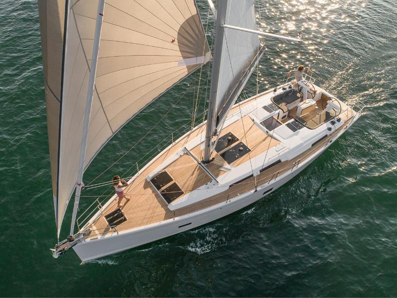 Book yachts online - sailboat - Hanse 458 - SARISU - rent