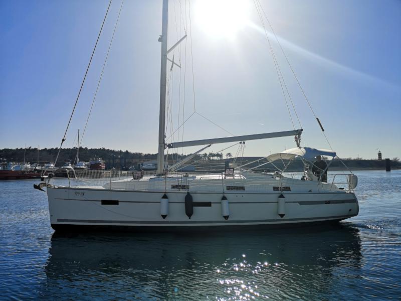 Book yachts online - sailboat - Bavaria 36 - Tamra - rent