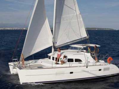 Book yachts online - catamaran - Lagoon 380 - Aride - rent