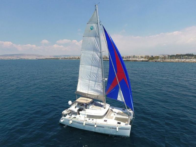 Book yachts online - catamaran - Lagoon 450  Flybridge - Omiros II - rent