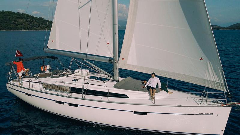 Book yachts online - sailboat - Bavaria Cruiser 46 - AMSTERDAM - rent