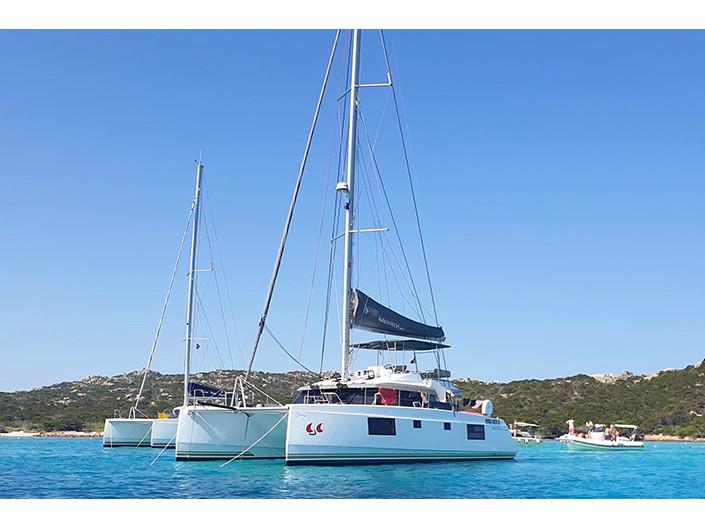 Book yachts online - catamaran - Nautitech 46 Fly - Sardinia  - rent