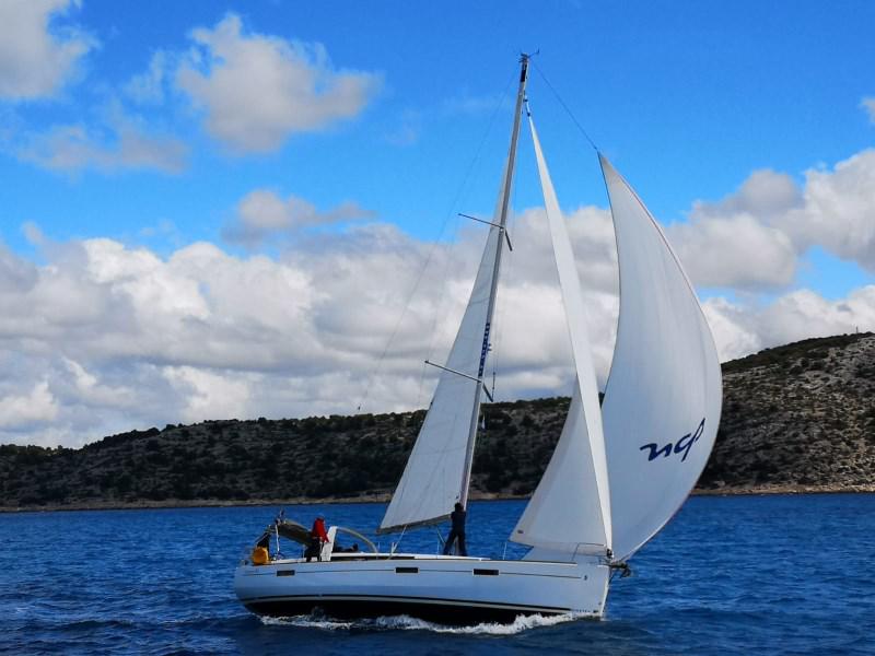 Book yachts online - sailboat - Oceanis 45 - Neška II  - rent