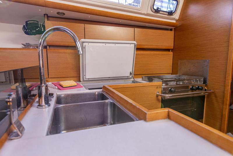 Book yachts online - sailboat - Sun Odyssey 439 - Ribelle - rent